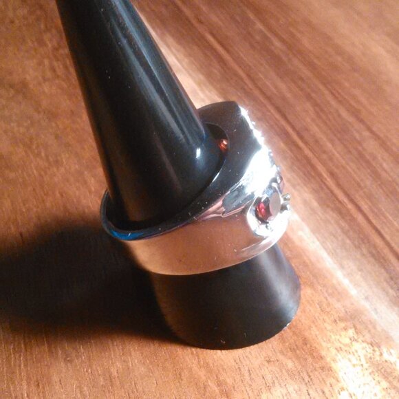 Men's Garnet and White Crystal Stainless Steel Ring (Size 10) - Picture 6 of 8